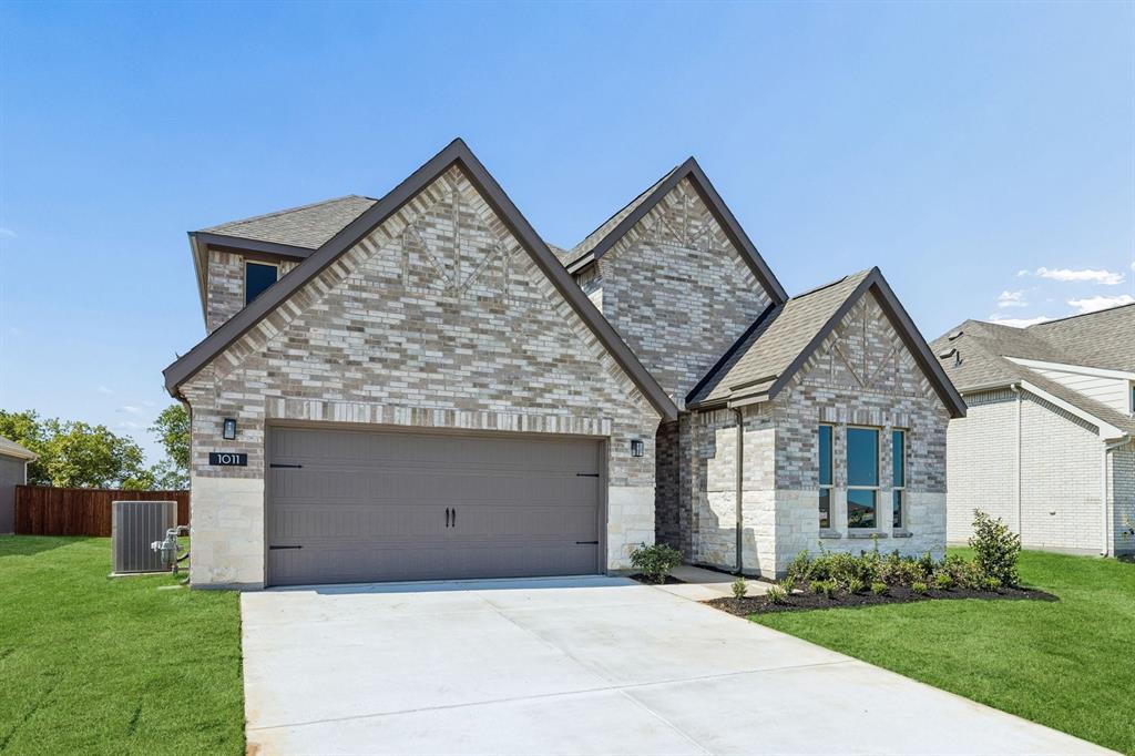1011 Goldenrod Drive