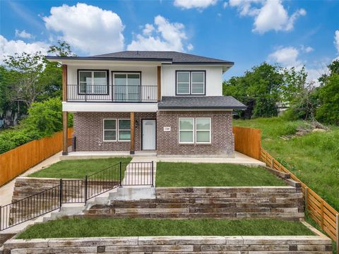 1260 E Magnolia Avenue Fort Worth TX 76104