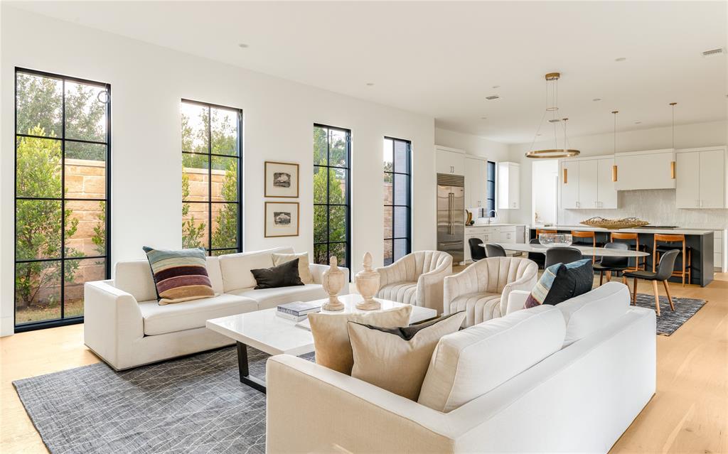 Preston Hollow Village Ph Three - Residential