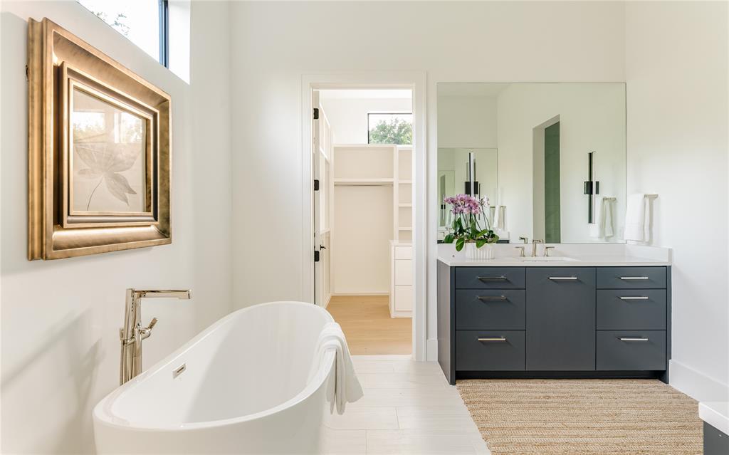 Preston Hollow Village Ph Three - Residential