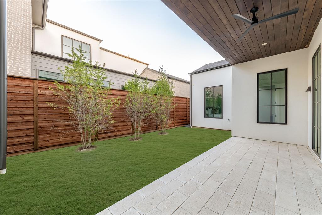 Preston Hollow Village Ph Three - Residential