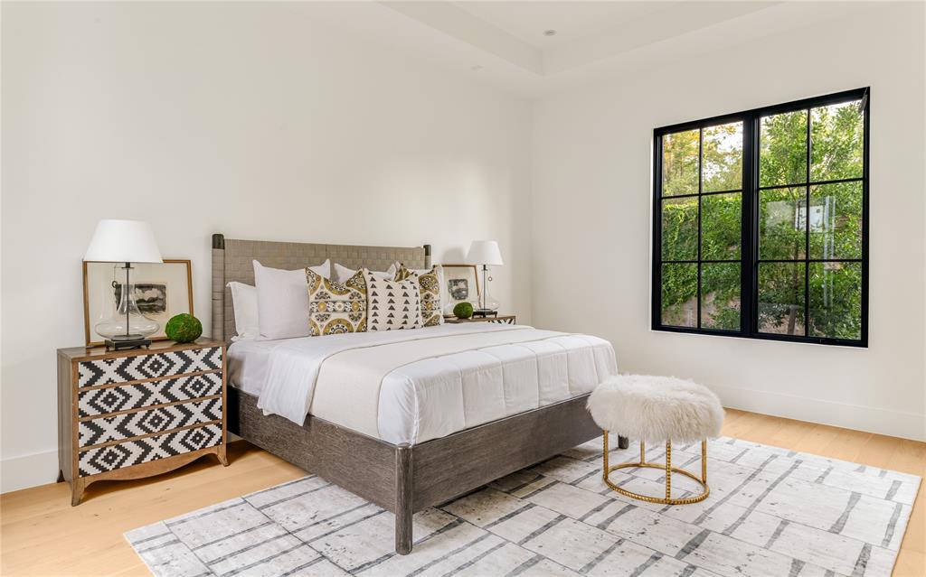 Preston Hollow Village Ph Three - Residential