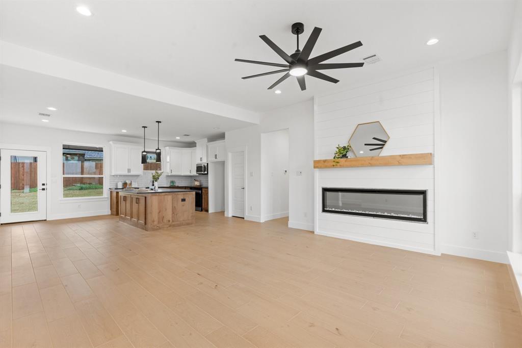 3306 Promenade Court