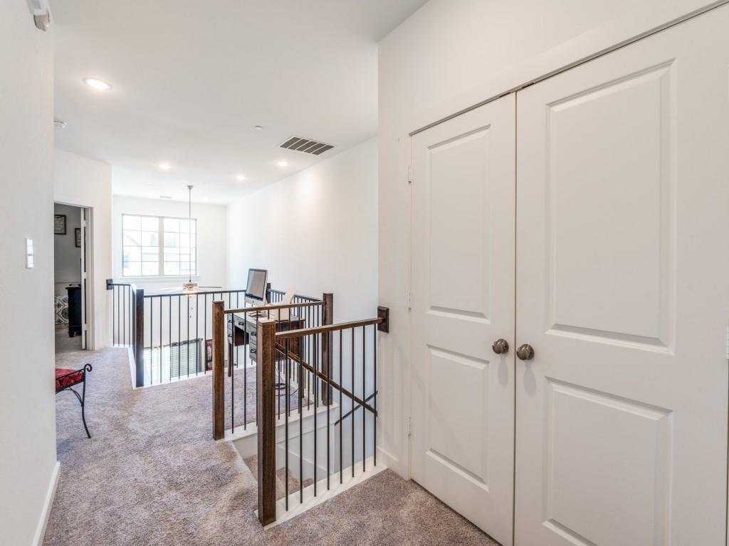 Ridge View Twnhms - Residential