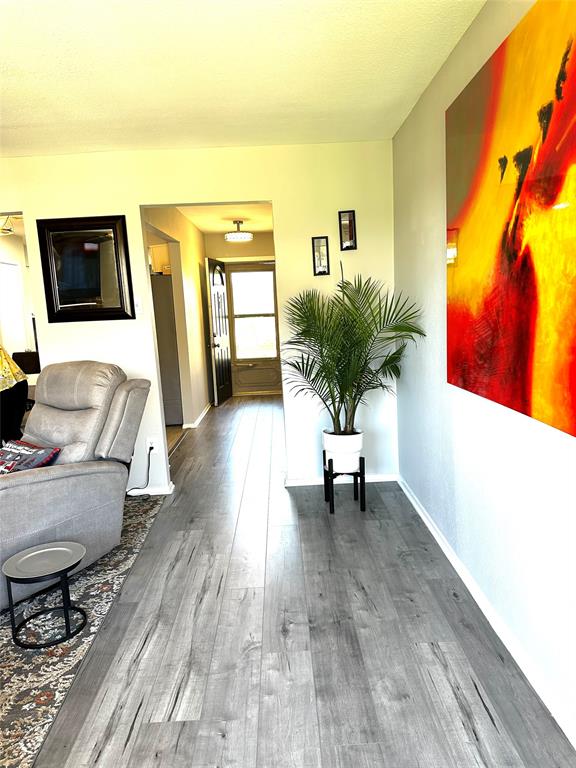 Mountain Creek Twnhs 02 - Residential