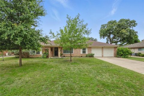 5116 Stacey Avenue Fort Worth TX 76132