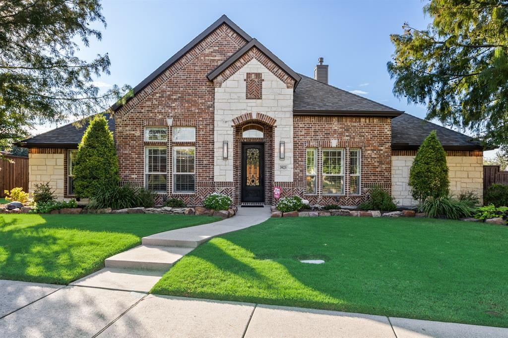 3923 Betty Street