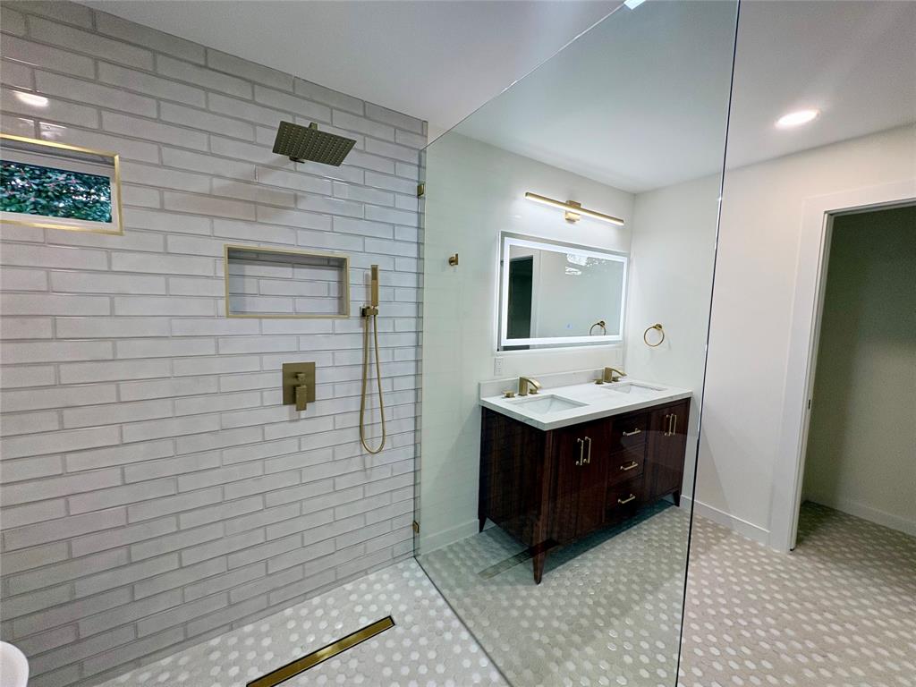 Lake Ridge Estates - Residential