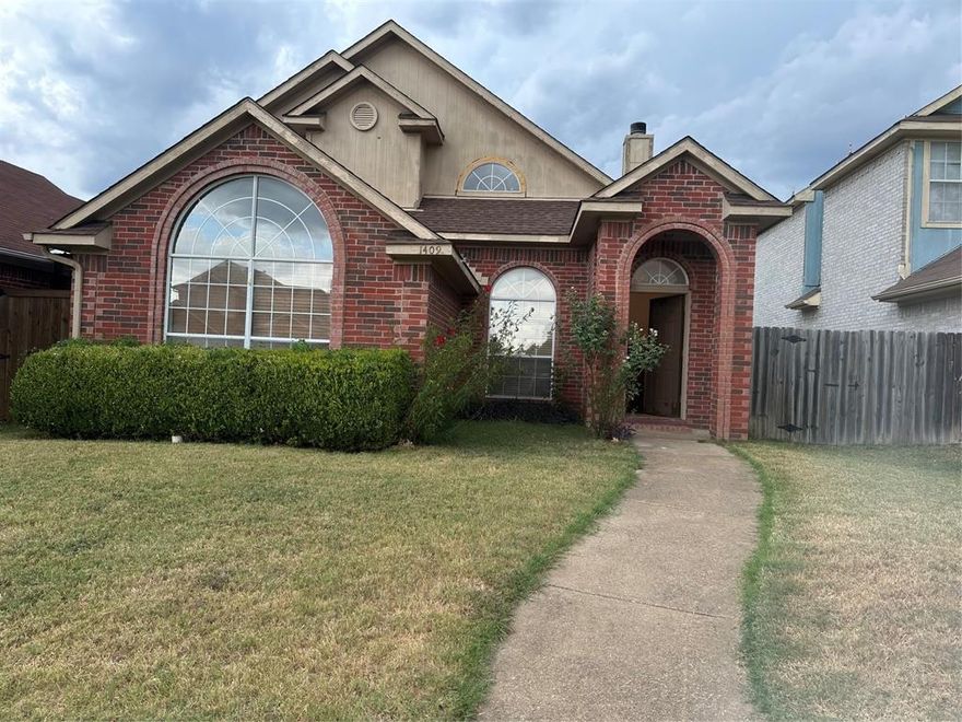 INVESTOR OPPORTUNITY -  VALUE-ADD POTENTIAL
Located at 1409 Post Oak Dr in Garland, this property presents a strong opportunity for investors or buyers looking to add value through renovations. The home is being sold AS-IS and is ideal for a flip, rental, or long-term hold.
Situated in an established neighborhood with convenient access to major highways, shopping, dining, and local amenities, this property offers solid upside for the right buyer. The layout provides a functional footprint with room for updates throughout, making it a great candidate for modernization and cosmetic or structural improvements.
Bring your vision and contractor—this is a distressed property priced with condition in mind.