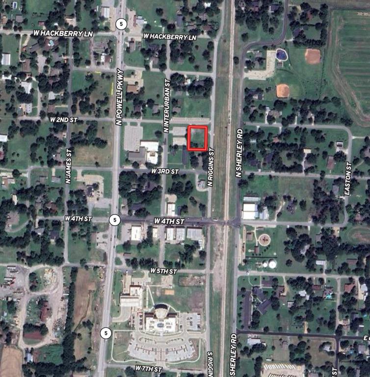 211 N Riggins