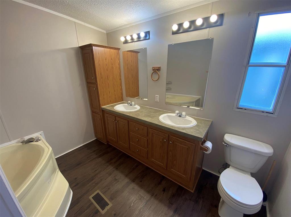 Lexington Place Mhp - Residential Lease