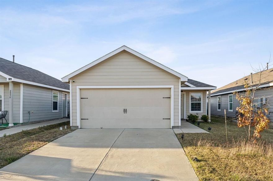 Welcome to this SINGLE-FAMILY HOME located in a peaceful and growing Crandall community! This charming property offers 3 SPACIOUS BEDROOMS and 2 FULL BATHROOMS, providing comfortable living for families of all sizes.

Step inside to an OPEN-CONCEPT LAYOUT featuring a bright and inviting living area with abundant natural light. The functional kitchen comes equipped with MODERN APPLIANCES, AMPLE CABINET SPACE, and a BREAKFAST BAR, making it perfect for everyday meals or weekend entertaining.

The PRIMARY SUITE serves as a private retreat with an EN-SUITE BATHROOM and WALK-IN CLOSET for added convenience. The home also includes WASHER, DRYER, and REFRIGERATOR—a true move-in-ready bonus.

Enjoy outdoor living in the FENCED BACKYARD complete with a COVERED PATIO, ideal for relaxing evenings, gatherings, or weekend BBQs.

Conveniently located near SCHOOLS, SHOPPING, DINING, and PARKS, with easy access to major roadways for a smooth commute into Dallas and surrounding areas.

HOUSING VOUCHERS ACCEPTED! PLEASE TEXT FOR A QUICKER RESPONSE. MOVE-IN DATE AVAILABLE ON JANUARY 5, 2025.