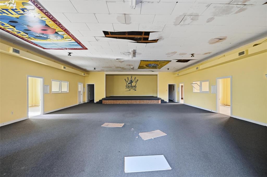 North Fort Worth - Commercial Sale