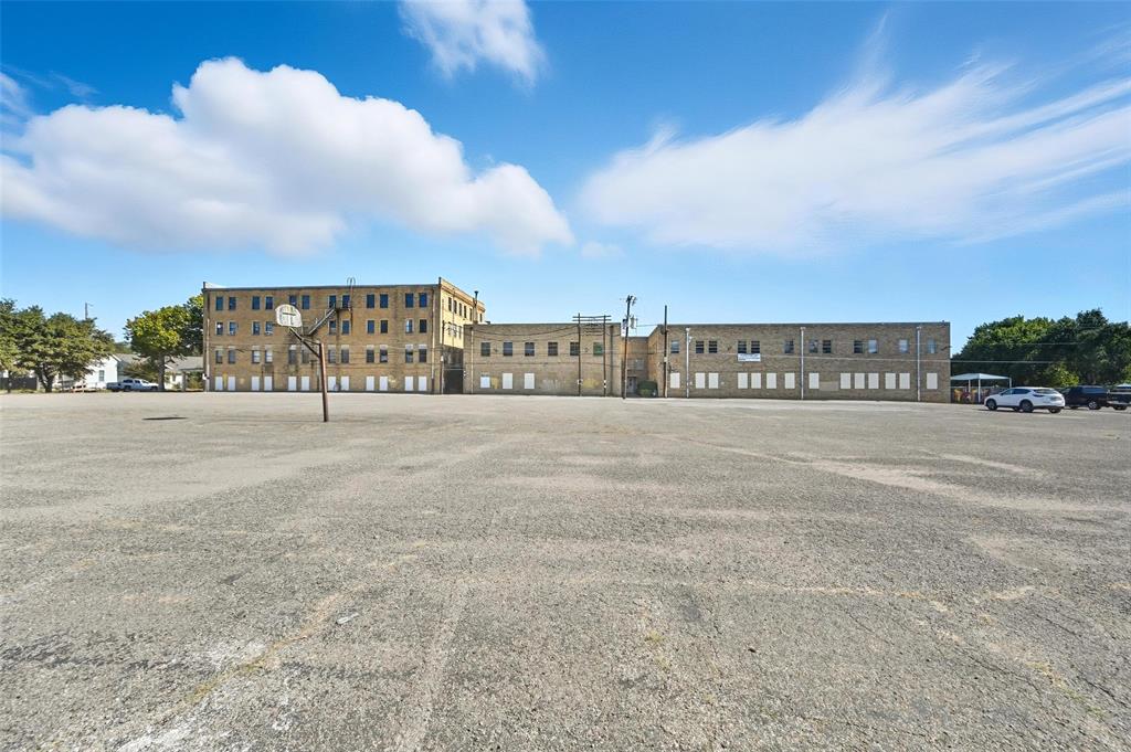 North Fort Worth - Commercial Sale