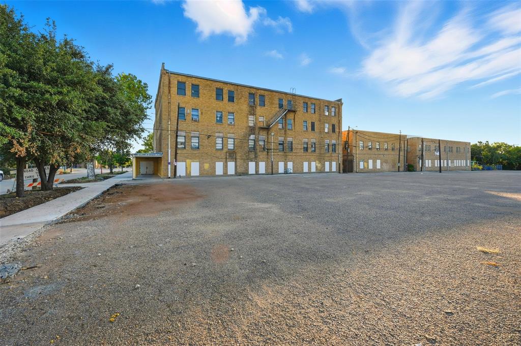 North Fort Worth - Commercial Sale