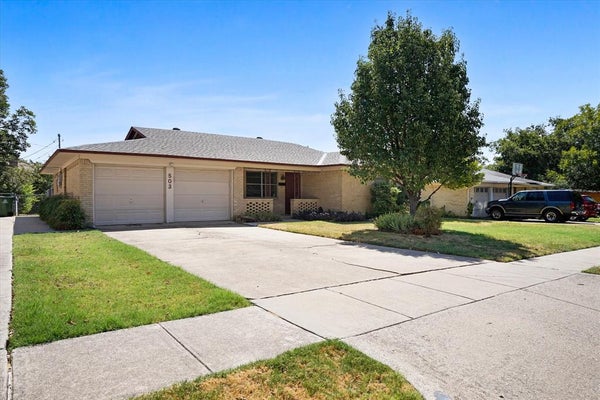 503 HARRIETT ST, ARLINGTON, TX 76010 - Image dd447e44d745aa65ea7feafd90da2449/3784907117