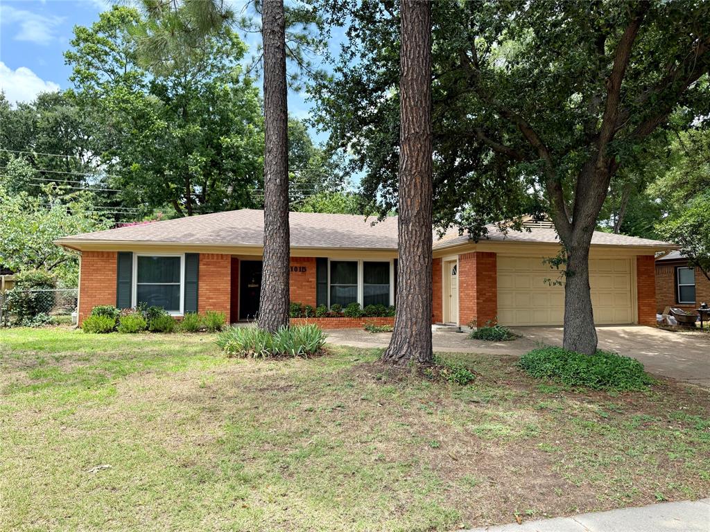1015 Brookhollow Drive