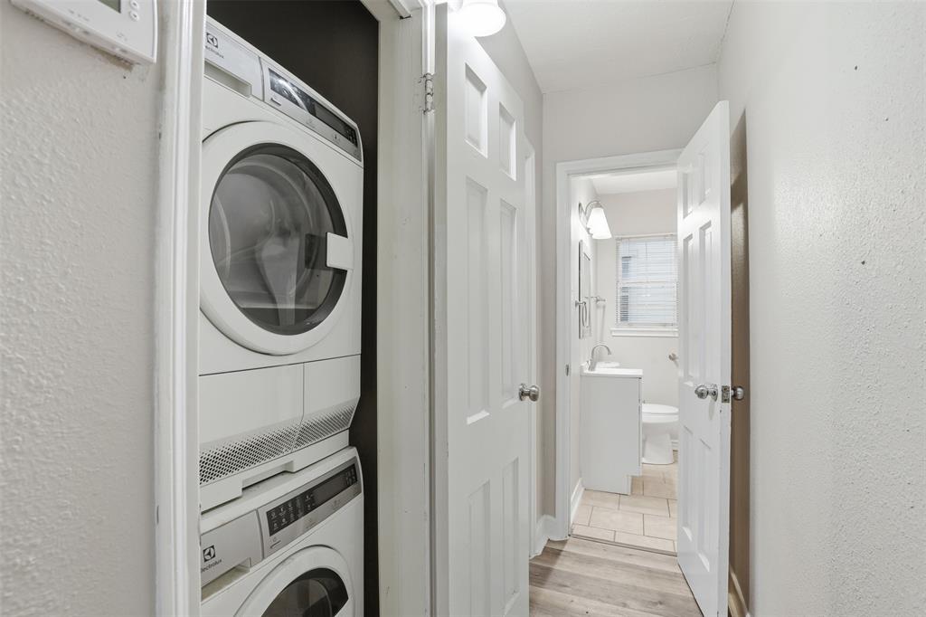 Kessler Plaza - Residential