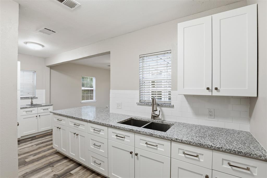 Kessler Plaza - Residential