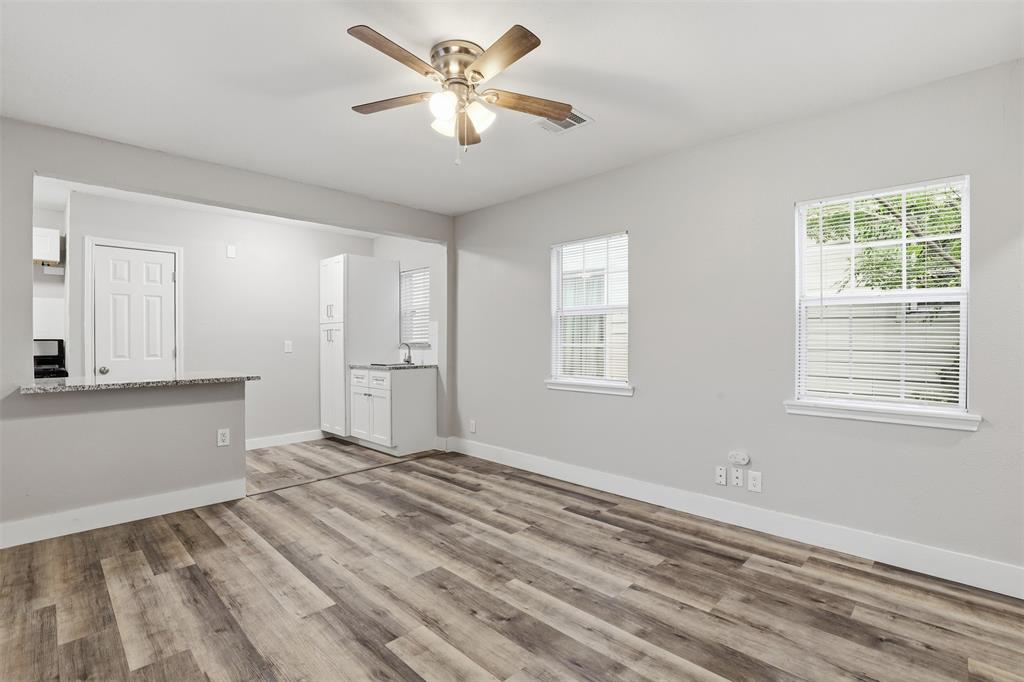 Kessler Plaza - Residential