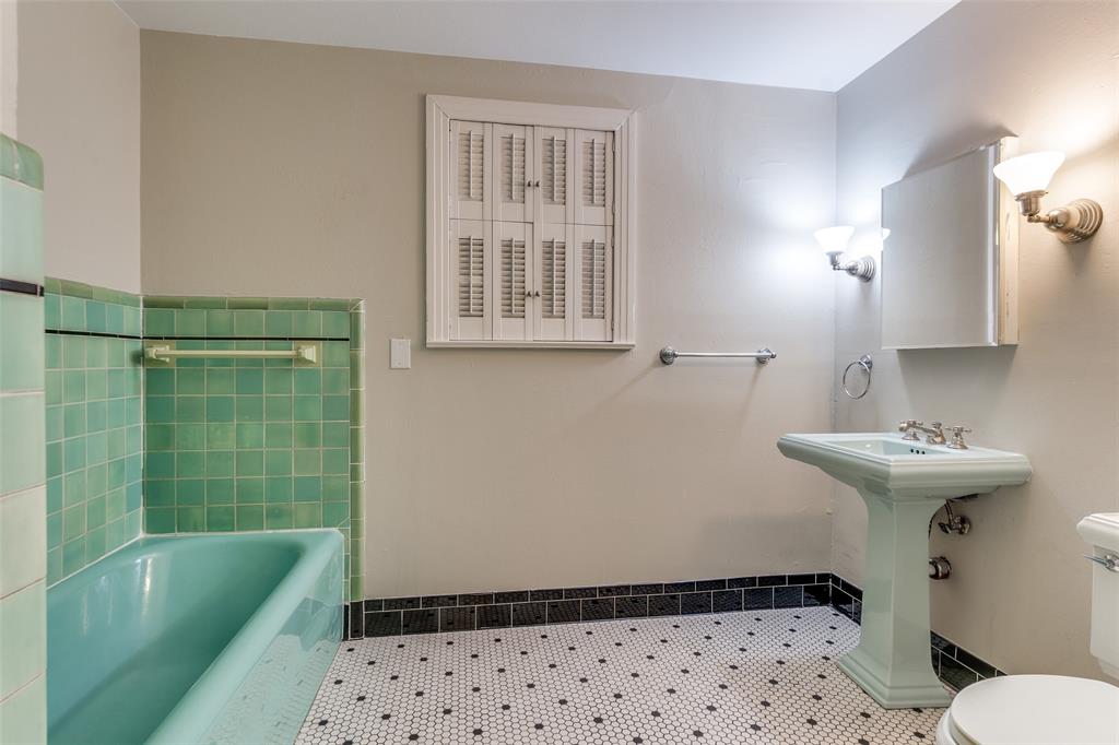 Edgemont Park - Residential Lease