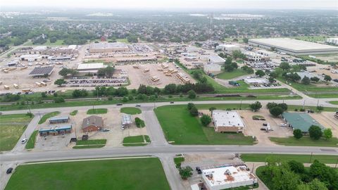 Tiny photo for 120 Phillip St, Mesquite, TX 75149 (MLS # 21279460)