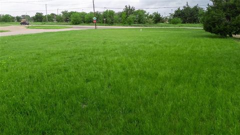 Tiny photo for 120 Phillip St, Mesquite, TX 75149 (MLS # 21279460)