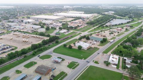 Tiny photo for 120 Phillip St, Mesquite, TX 75149 (MLS # 21279460)