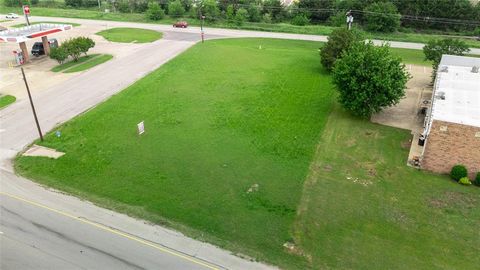 Tiny photo for 120 Phillip St, Mesquite, TX 75149 (MLS # 21279460)