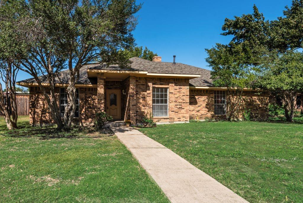 1616 Saxony Place