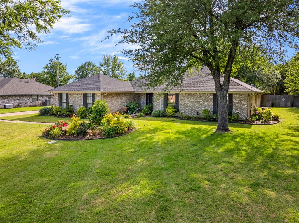 2713 Sleepy Hollow