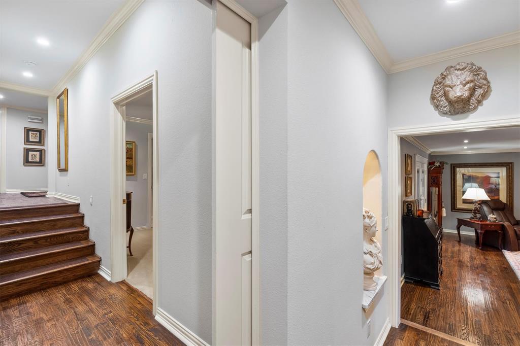 Carpenter Hollis - Residential