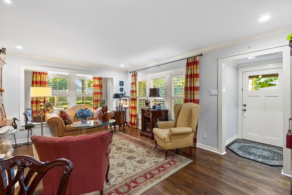 Carpenter Hollis - Residential