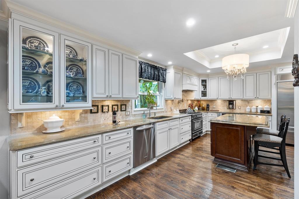 Carpenter Hollis - Residential