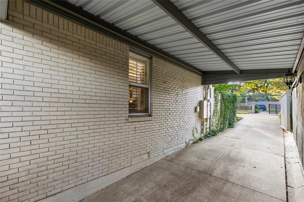 Carpenter Hollis - Residential