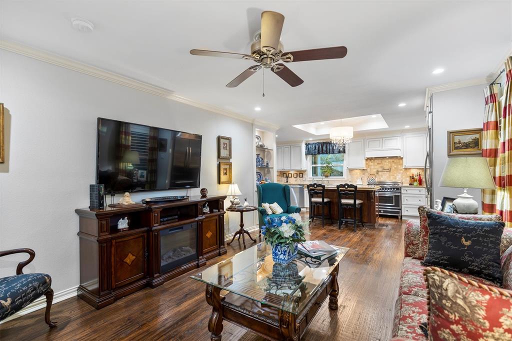 Carpenter Hollis - Residential