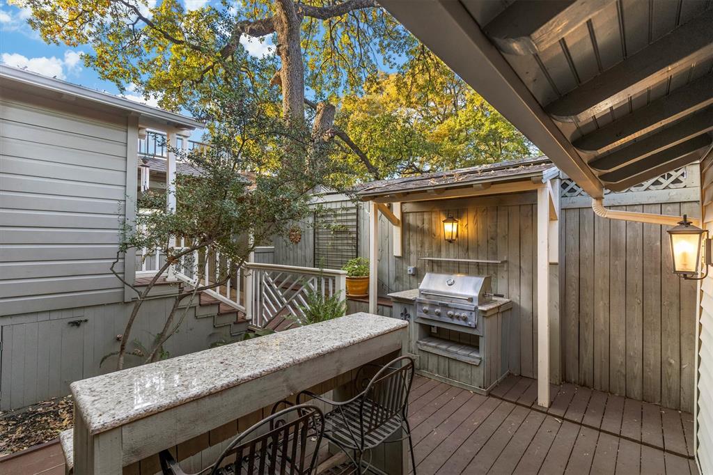 Carpenter Hollis - Residential