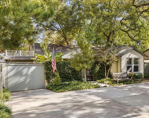 1432 Sylvan Avenue Dallas TX 75208