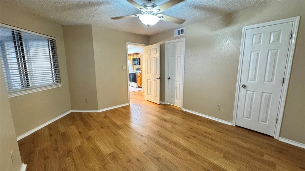 Arlington Oaks Condo - Residential Lease