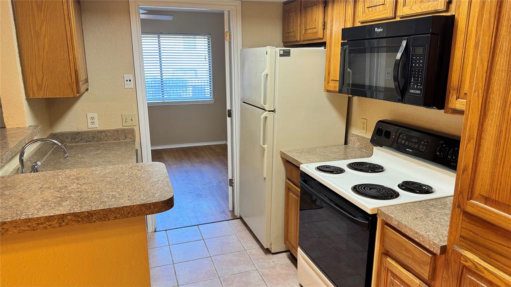 Arlington Oaks Condo - Residential Lease
