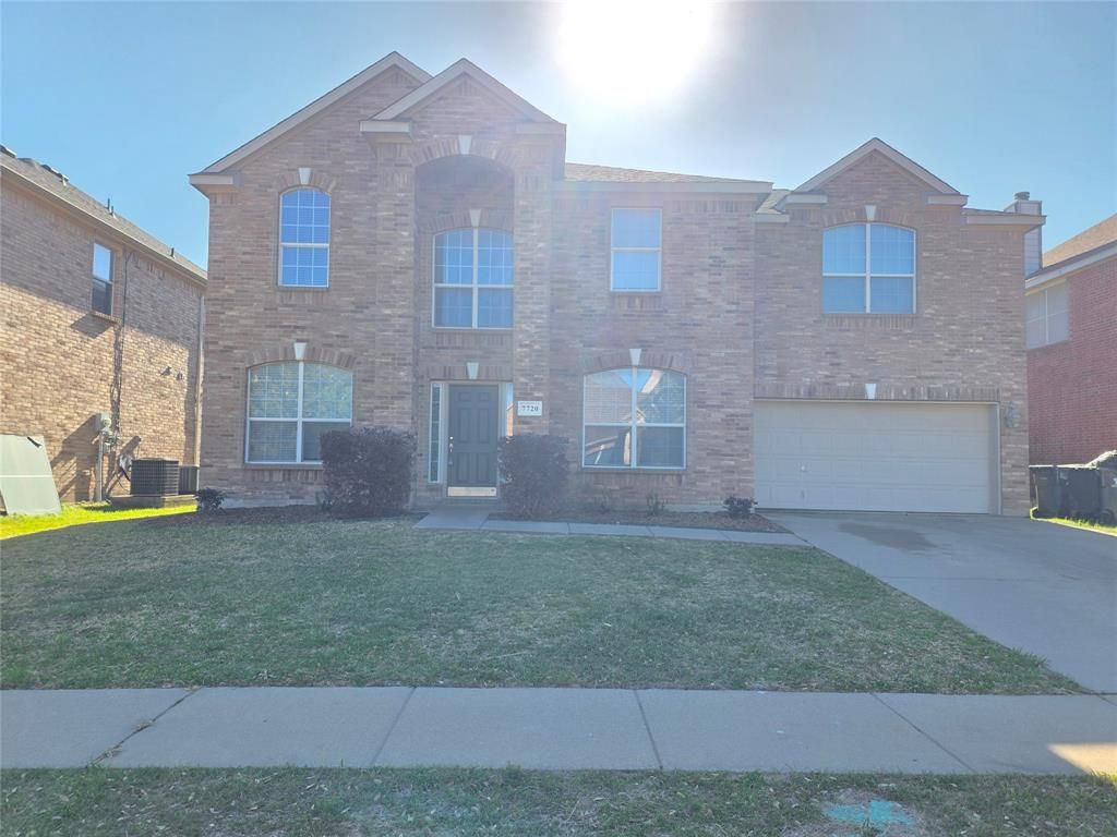 Photo of 7720 Labrador Drive, Arlington, TX 76002 (MLS # 21215330)
