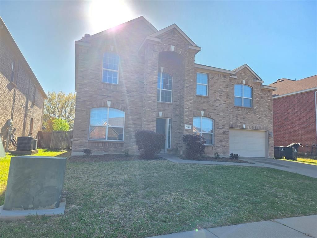 Photo of 7720 Labrador Drive, Arlington, TX 76002 (MLS # 21215330)