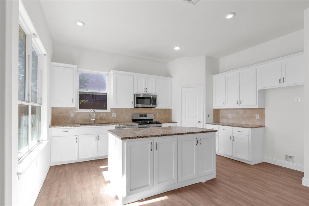 Spring Dell - Residential