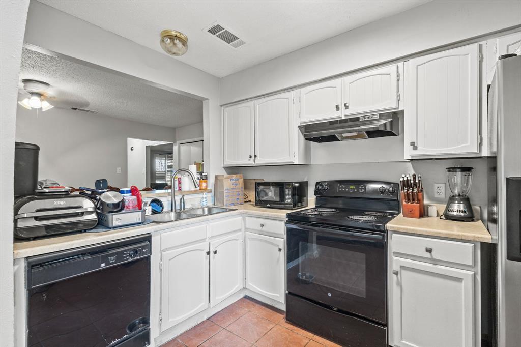 Gran Villa Twnhs - Residential