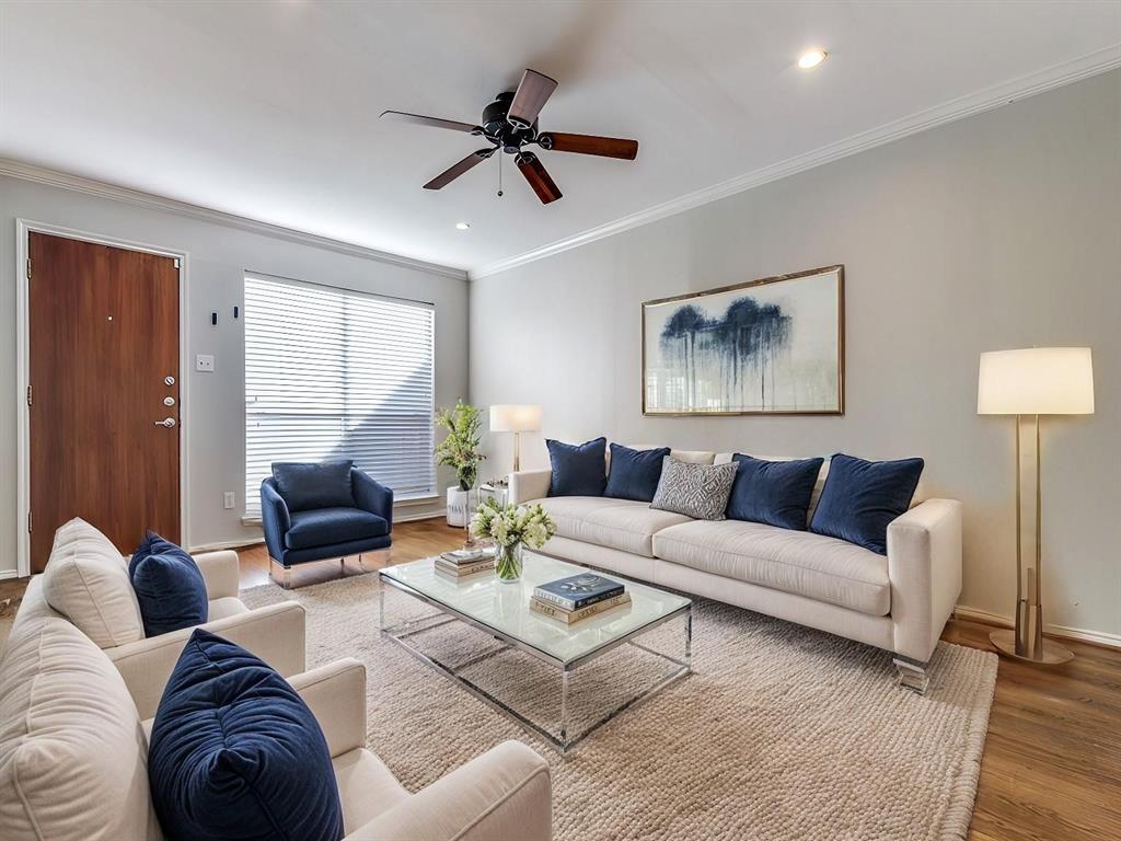 4616 W Lovers Lane 121