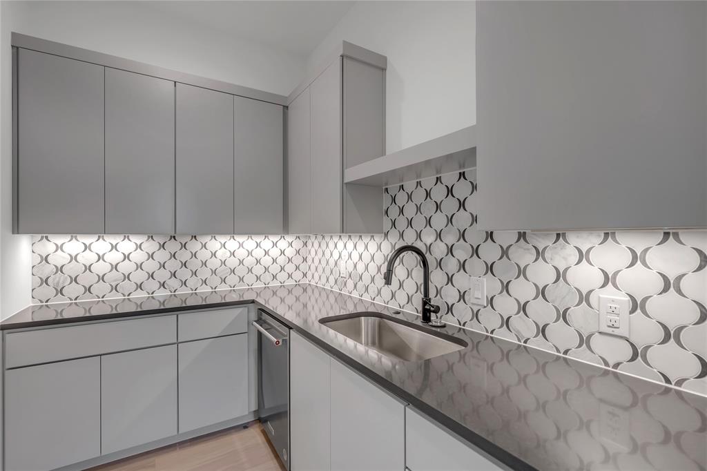 The Reserve At Summit Rock - Residential