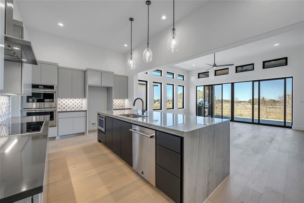 The Reserve At Summit Rock - Residential