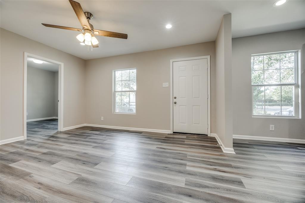 Walls H G - Residential Lease