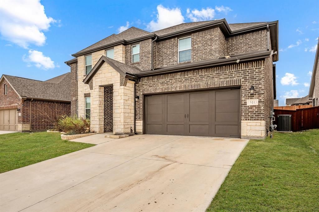 Photo of 15113 Devonne Drive, Aledo, TX 76008 (MLS # 21208282)