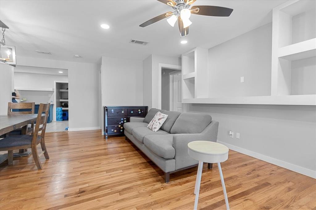 Bluebonnet Hills - Residential Lease